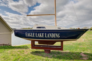 Eagle Lake Landing - Exterior